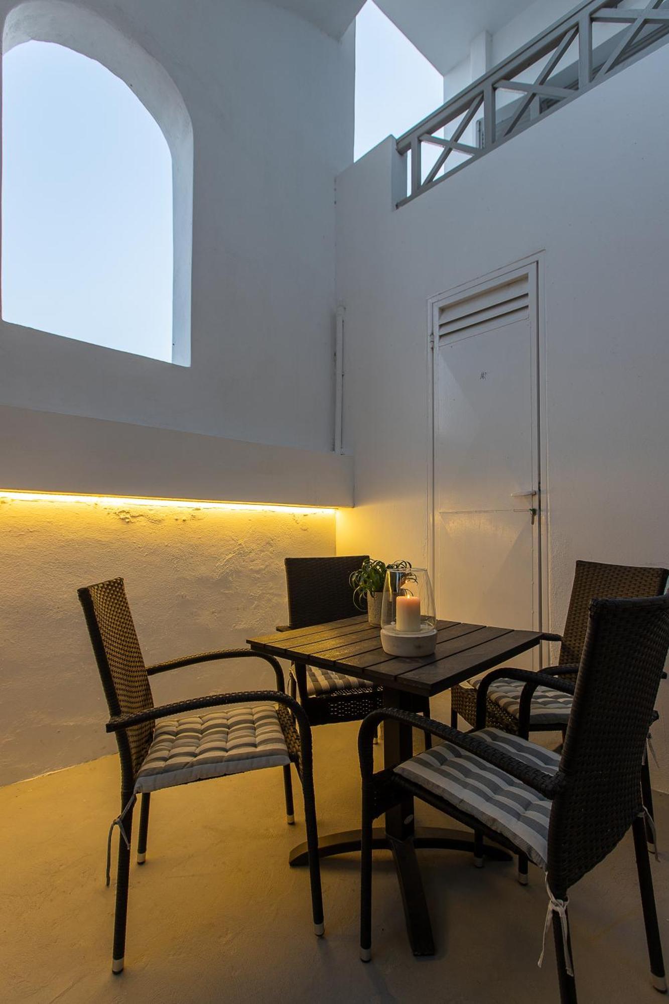 Santorini Villatzio Suites Mesaria Exteriör bild