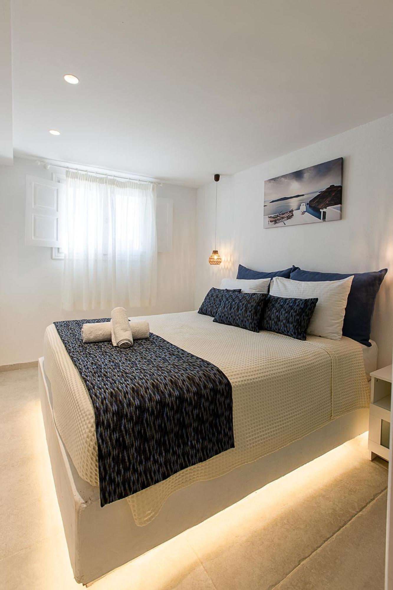 Santorini Villatzio Suites Mesaria Exteriör bild