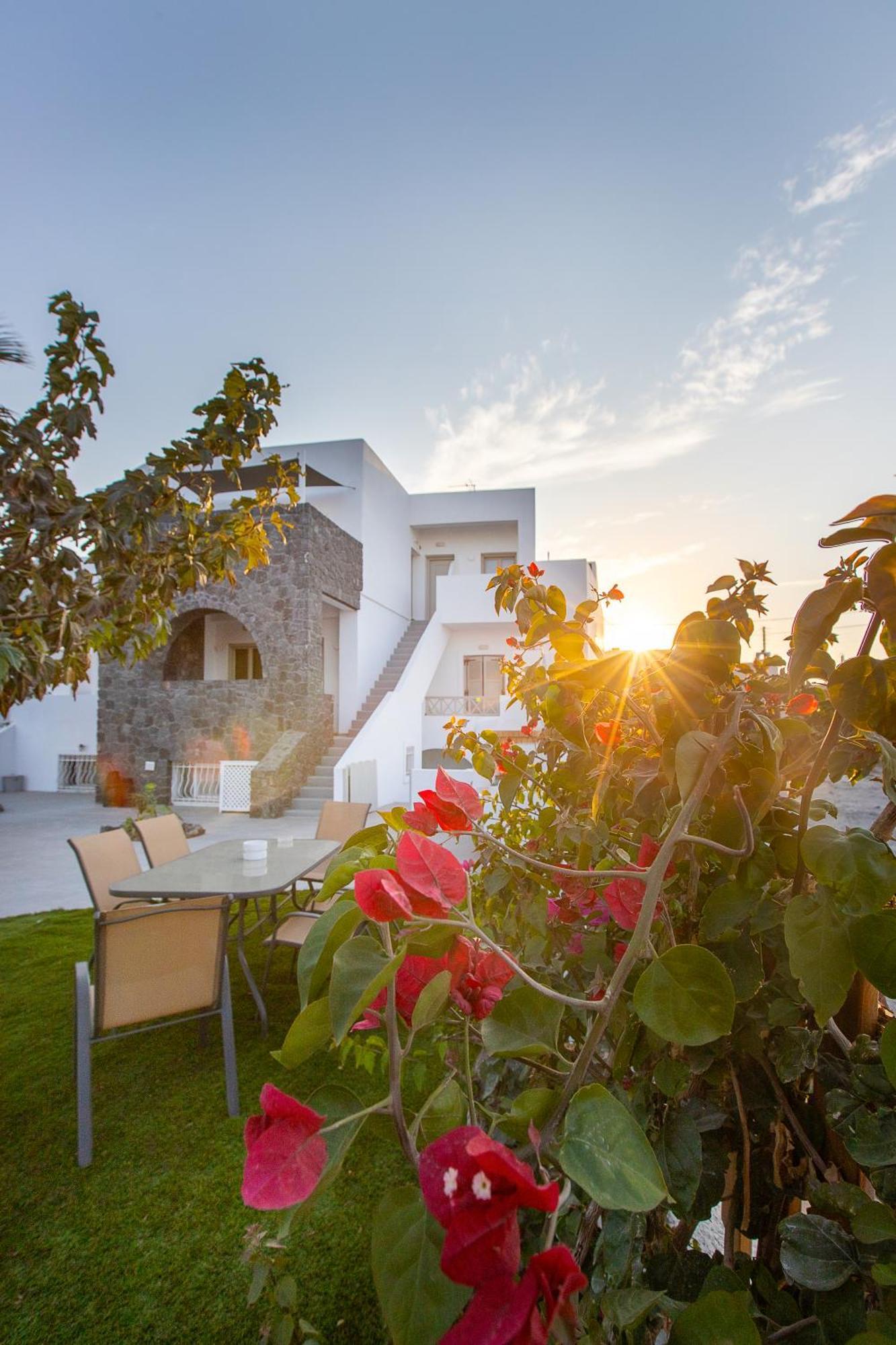 Santorini Villatzio Suites Mesaria Exteriör bild